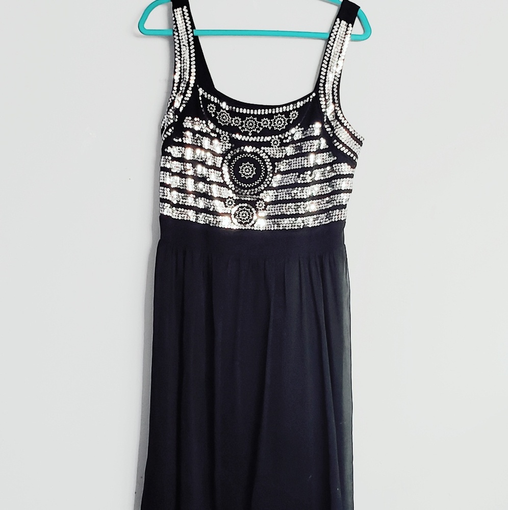 Coctail Dress with sequin front